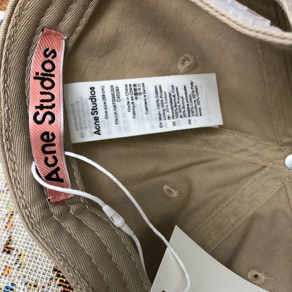 Acne Tan Hat Minimalist Design - Picture 2 of 6